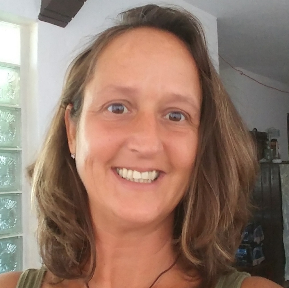 Meet your Posher, Shana
